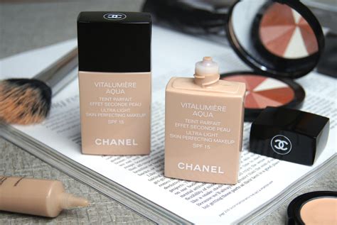 chanel vitalumiere aqua bijenkorf|chanel vitalumière aqua.